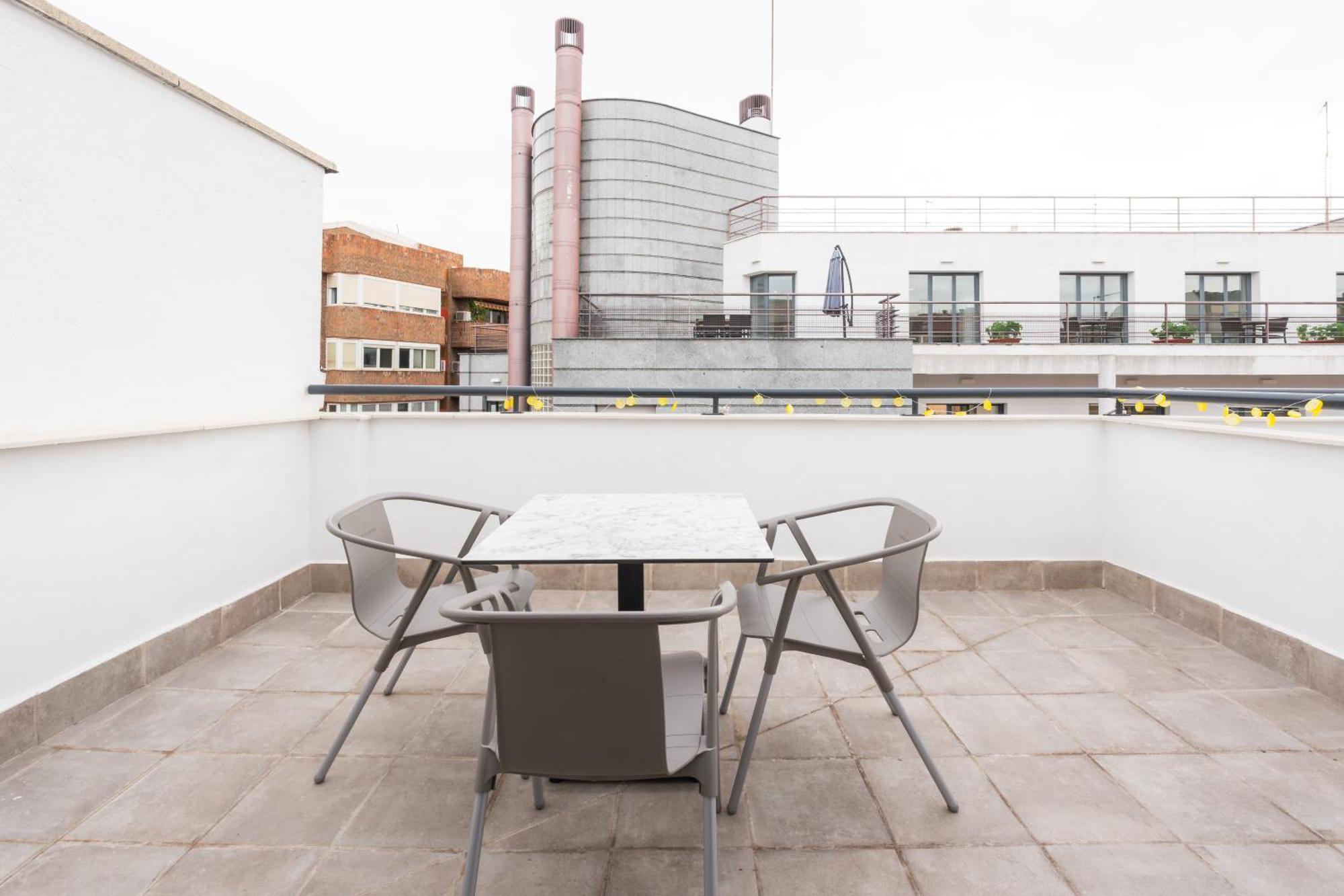 Lemon Apartment & Hotels Bernabeu Madrid Dış mekan fotoğraf
