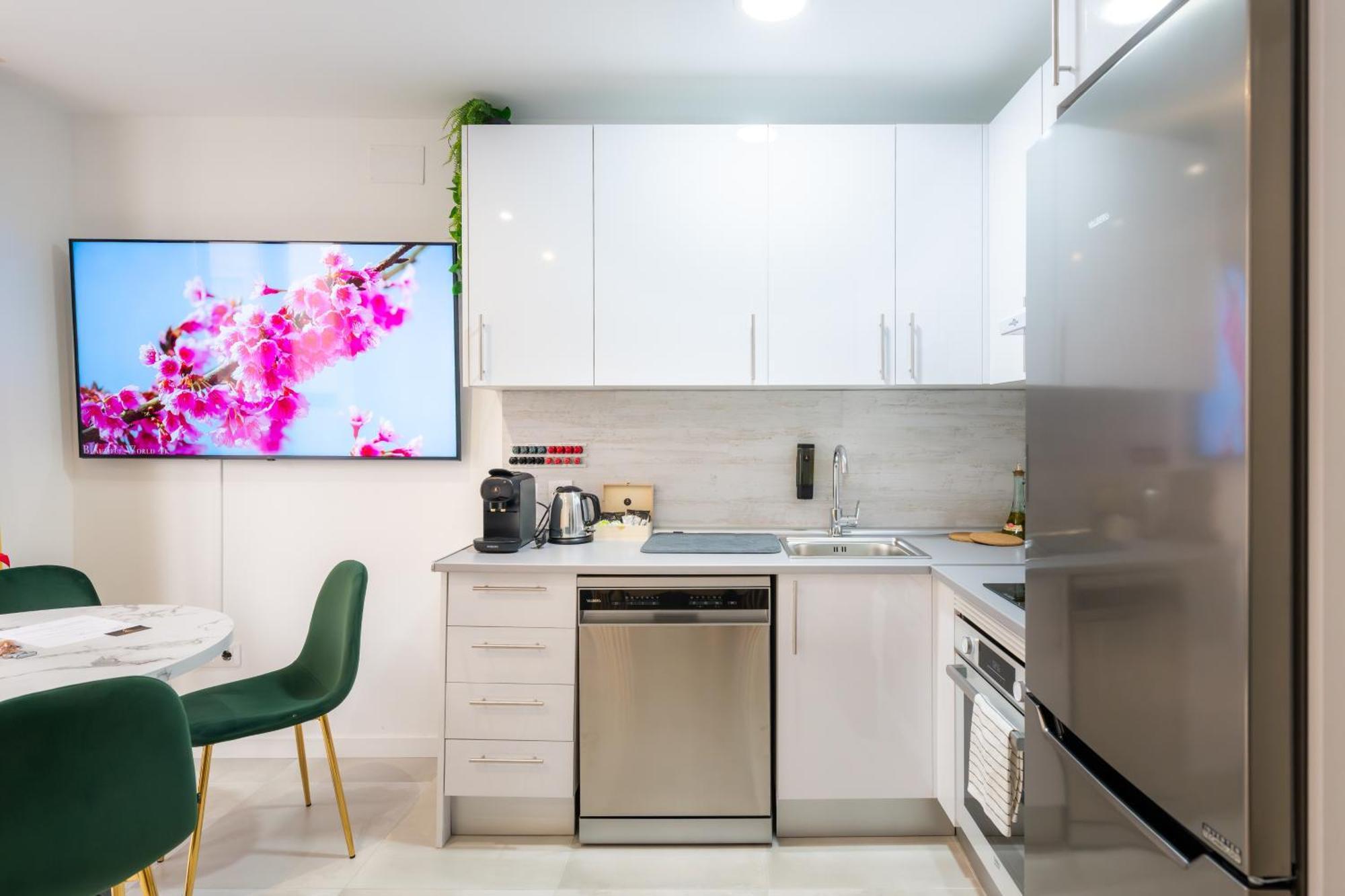 Lemon Apartment & Hotels Bernabeu Madrid Dış mekan fotoğraf