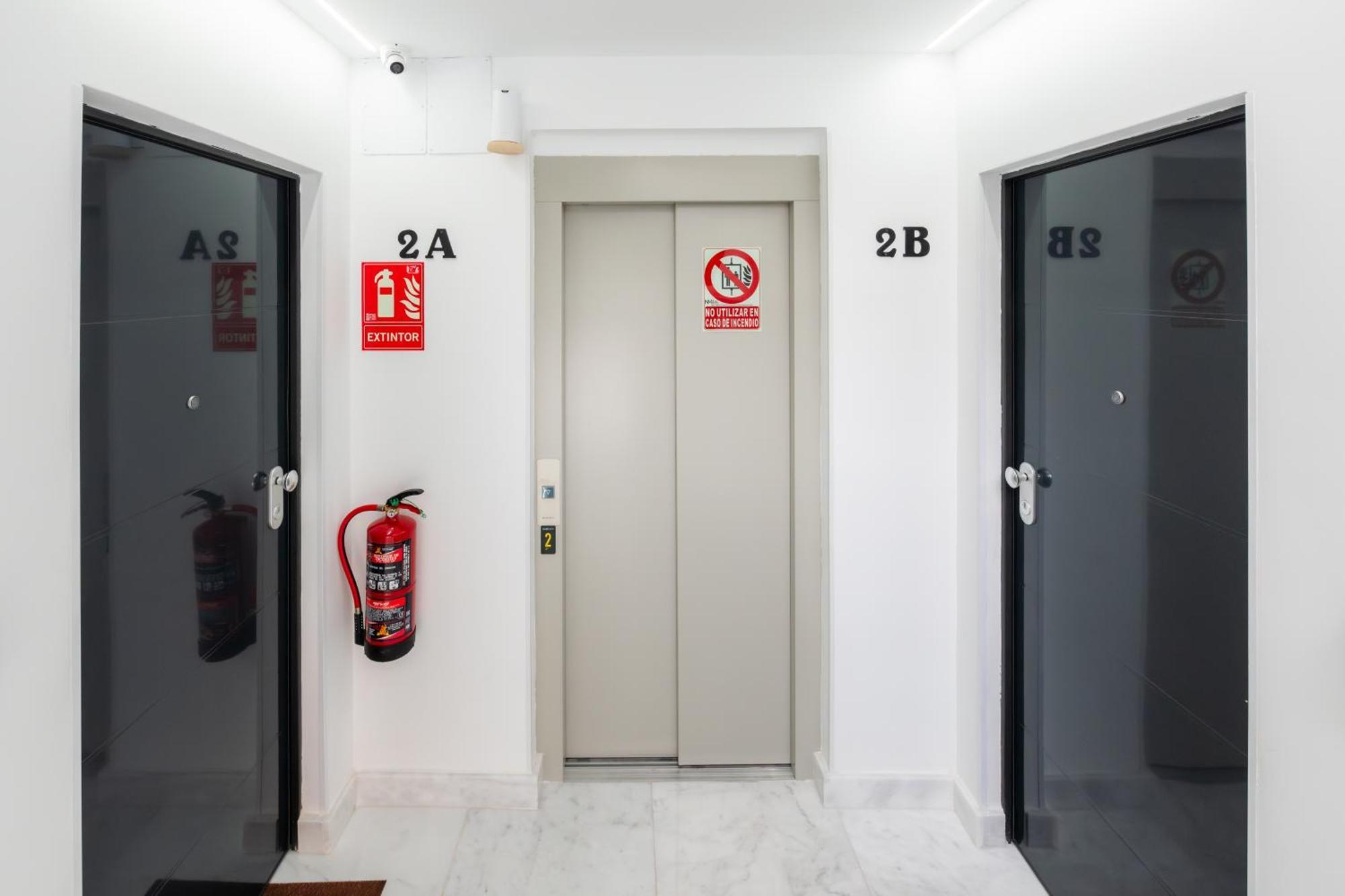 Lemon Apartment & Hotels Bernabeu Madrid Dış mekan fotoğraf